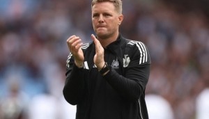 前助手:埃迪-豪肯定想尽快结束风波&专注当下,他擅长提升球员