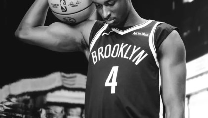 球队未来！篮网官方晒德雷克-鲍威尔的定妆照与球迷分享